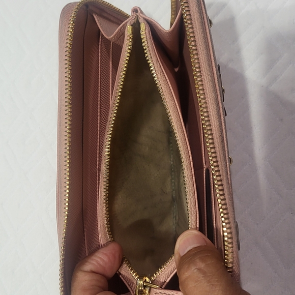 Prada Saffiano Leather Flower Pearl Long Zip Around Wallet - Picture 6 of 10